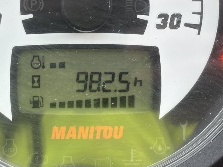 2016-manitou-ms130t-enc-cab-forklift-image-40