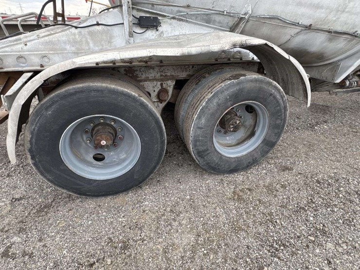 1965-fruehauf-trailer-image-7