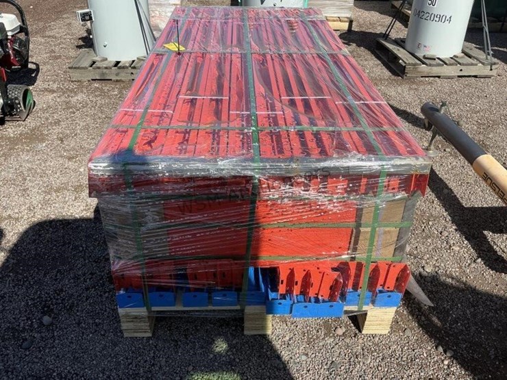 40ft-of-6-section-storage-shelves-image-3