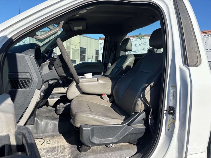 2017-ford-f150-image-9