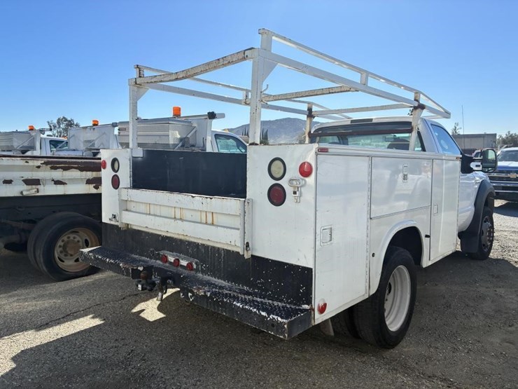 2006-ford-f450-image-3