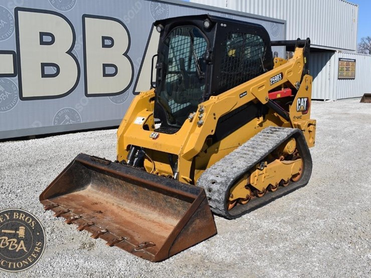 2022-caterpillar-259d3-image-1
