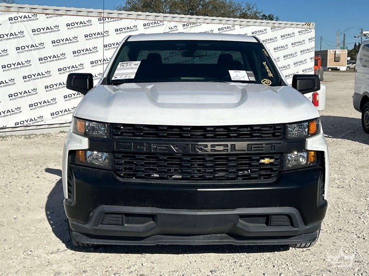 2021-chevrolet-silverado-1500-image-33