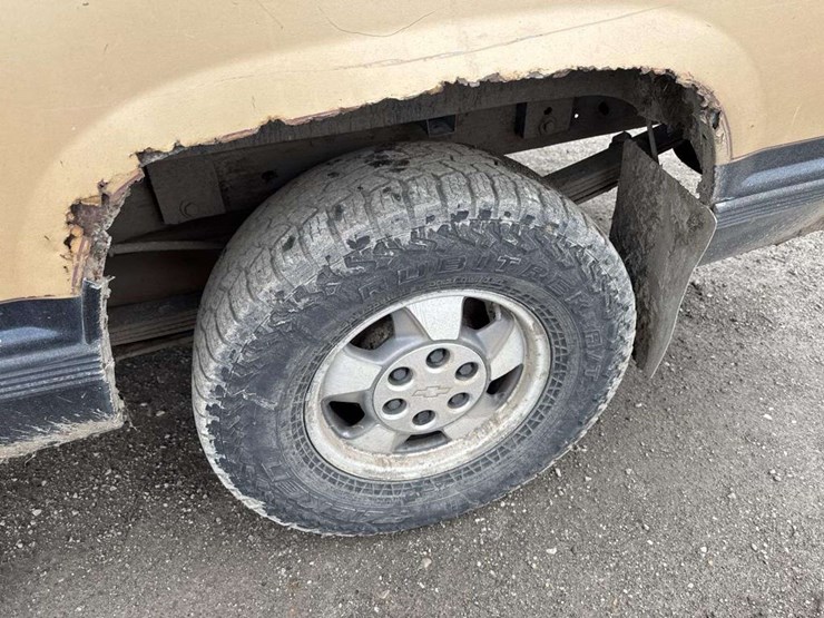 1988-gmc-2500-image-17