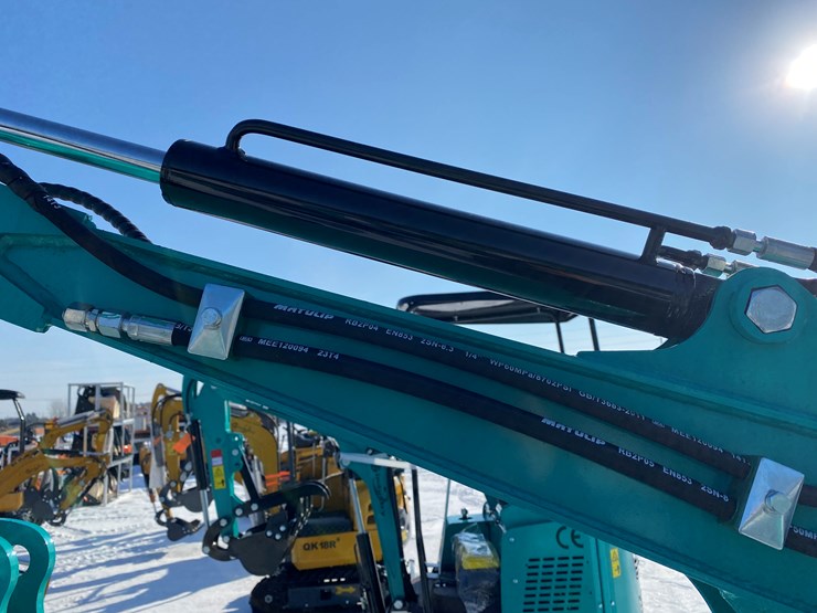 #5355-•-2026-unused-cfg-mini-excavator-image-11