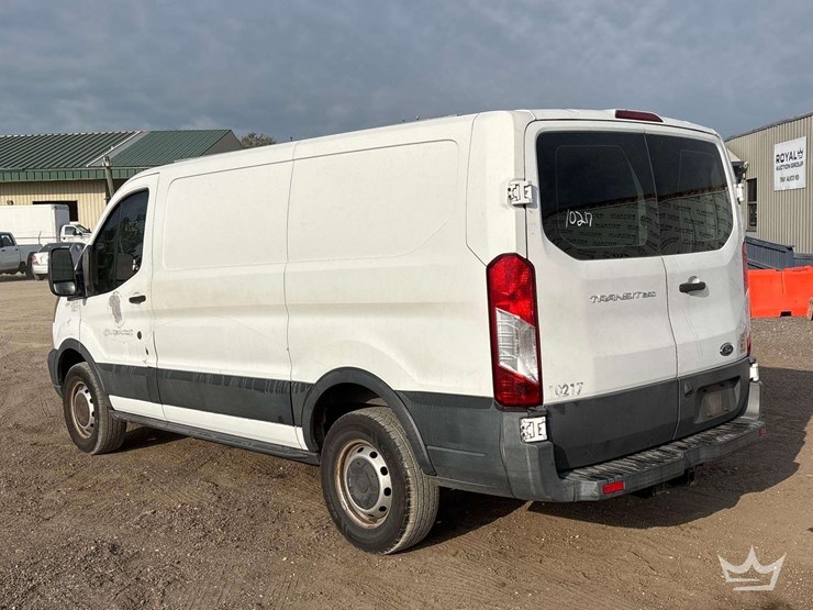2017-ford-transit-image-4
