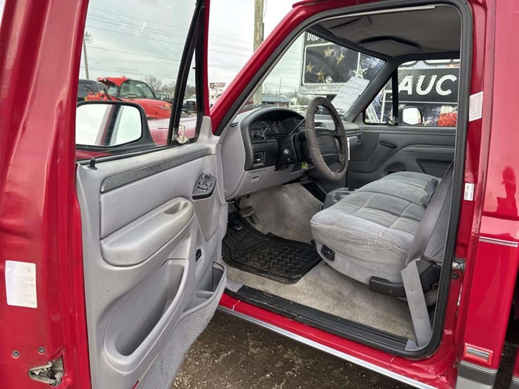 1994-ford-f150-xlt-image-12