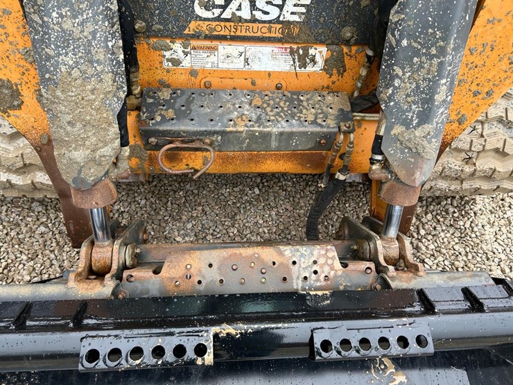 2021-case-tv450b-image-10