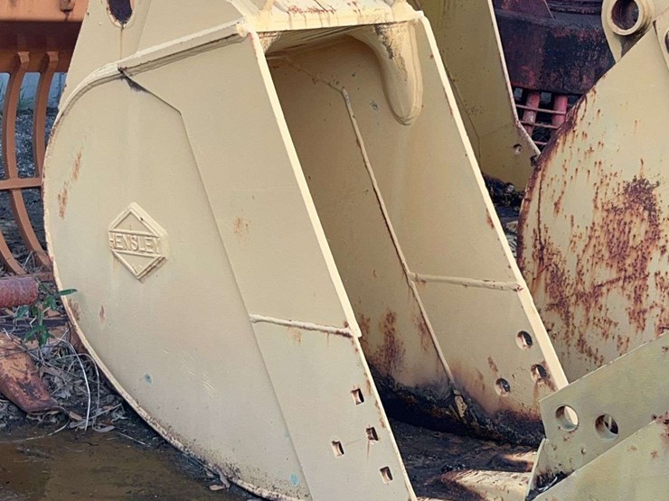 23”-hensley-bucket-image-2