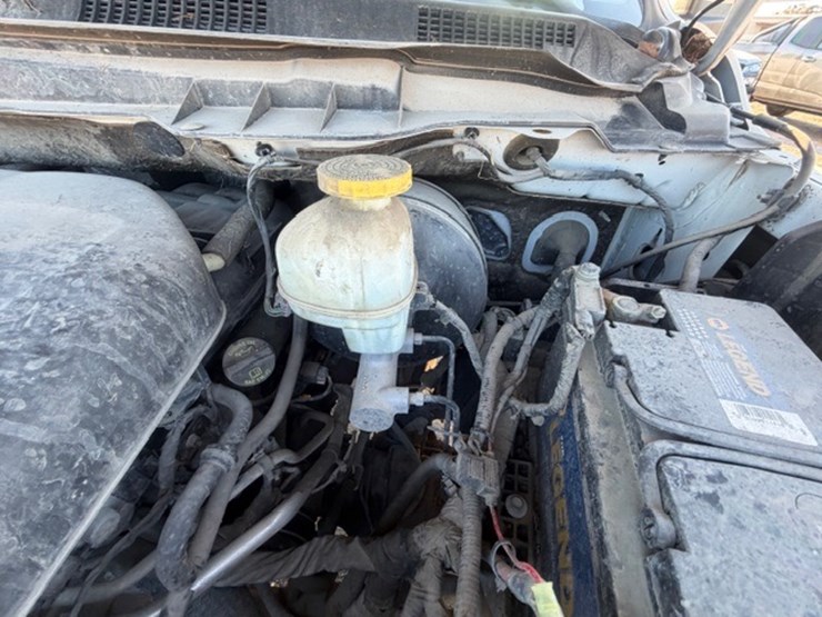 2019-ram-1500-classic-image-53