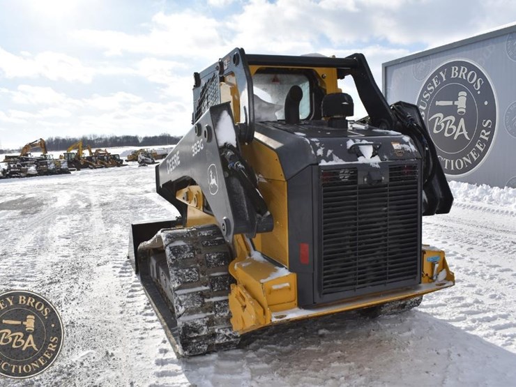 2020-deere-333g-image-15