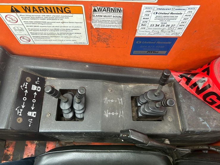 jlg-g10-55a-image-22