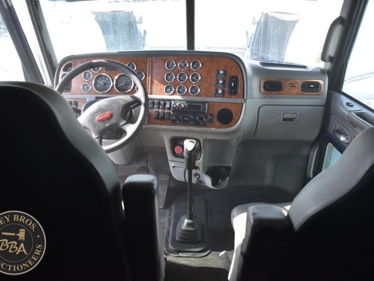 2007-peterbilt-379-image-50