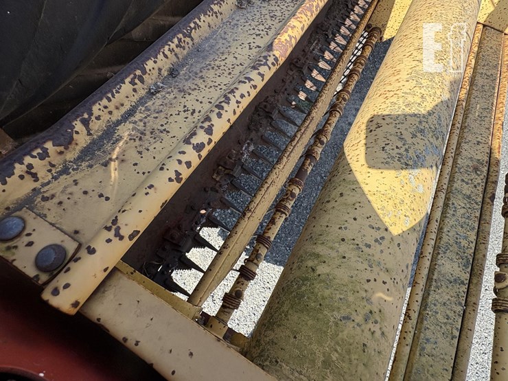 new-holland-492-image-4