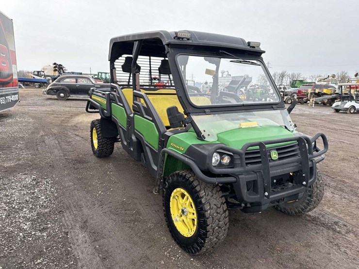 2016-john-deere-gator-image-4