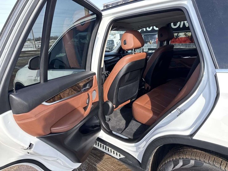 2016-bmw-x5-image-17