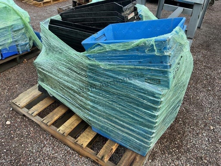 pallet-of-organizer-bins-image-3