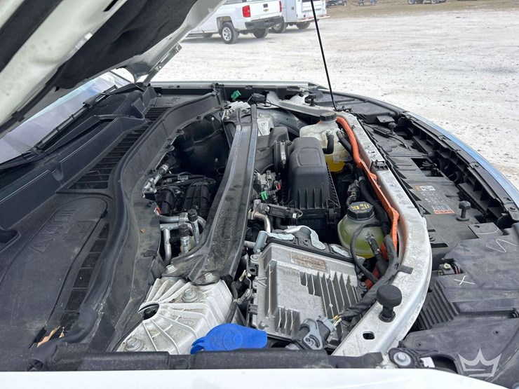 2021-ford-explorer-image-8