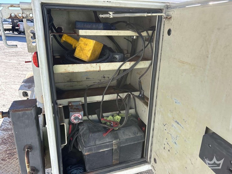 2016-ford-f550-image-28