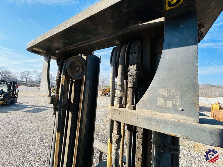 caterpillar-gp25-image-39