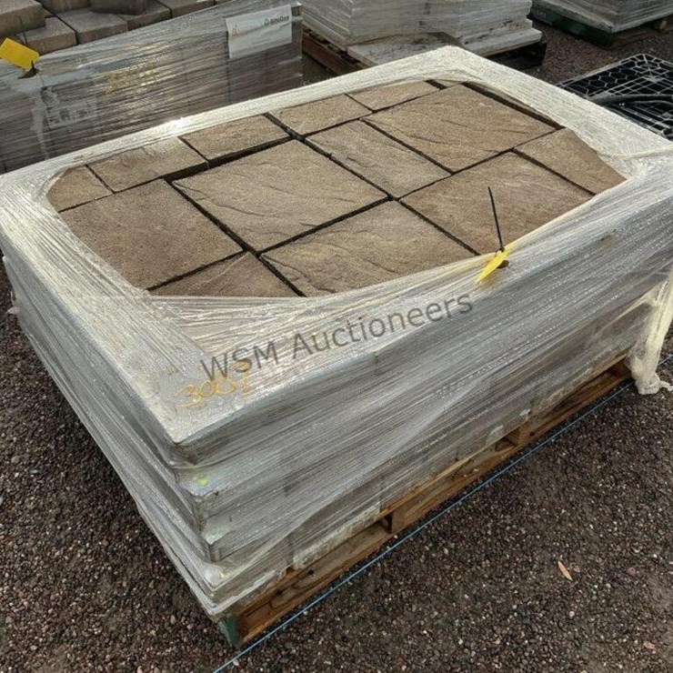 PALLET OF STONE PAVERS