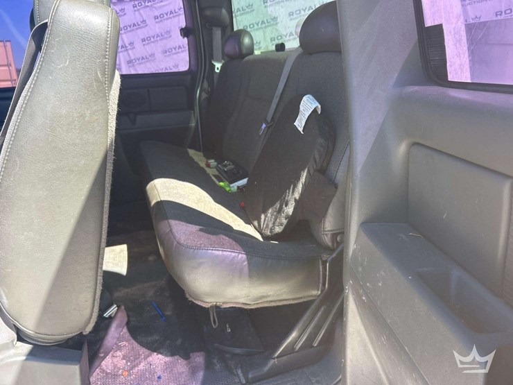 2006-chevrolet-silverado-2500hd-image-21