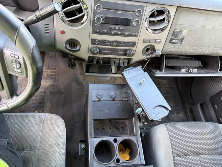 2012-ford-f550-image-13