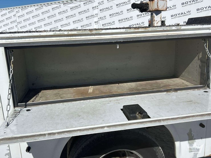 2015-ford-f350-image-25