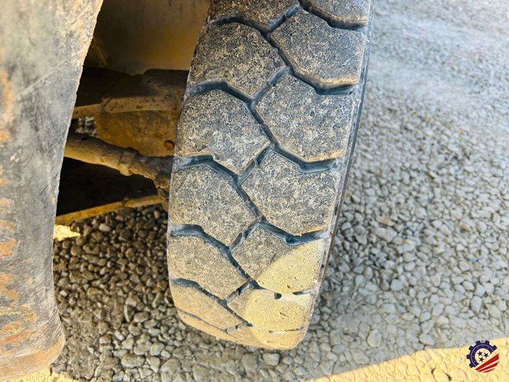 caterpillar-gp25-image-19