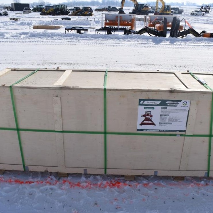 AGT INDUSTRIAL PORTABLE SAW MILL 41877