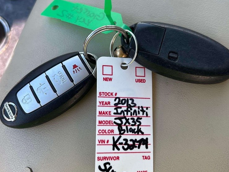 2013-infiniti-jx35-awd-suv-image-33