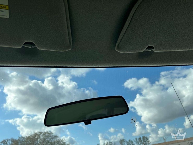 2011-ford-e350-image-21