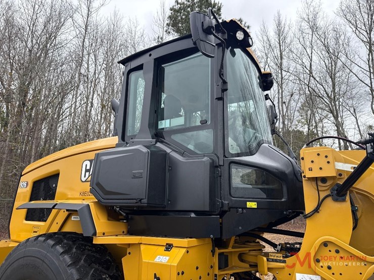 2026-caterpillar-926-image-16