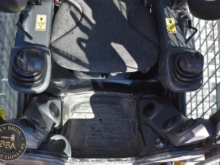 2018-caterpillar-299d2-image-49