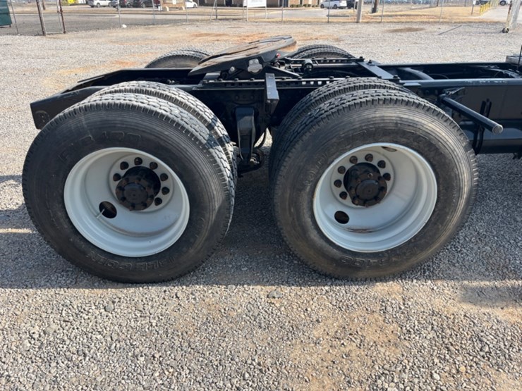 2012-western-star-4900-image-13