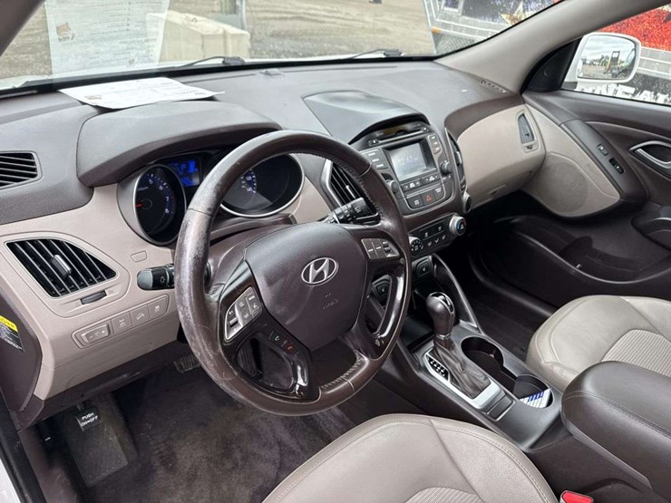 2015-hyundai-tucson-image-19