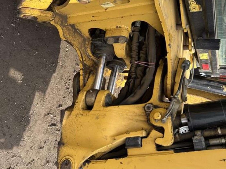 caterpillar-420f-it-image-20