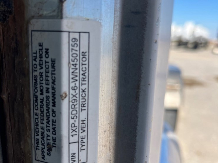 1998-peterbilt-379-image-20
