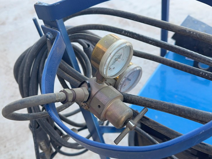 miller-syncrowave-1805d-welder-image-9