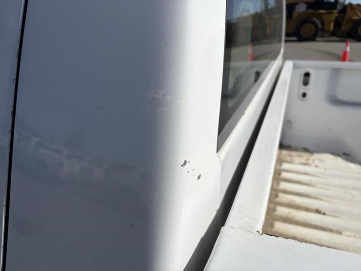 2011-chevrolet-colorado-image-28