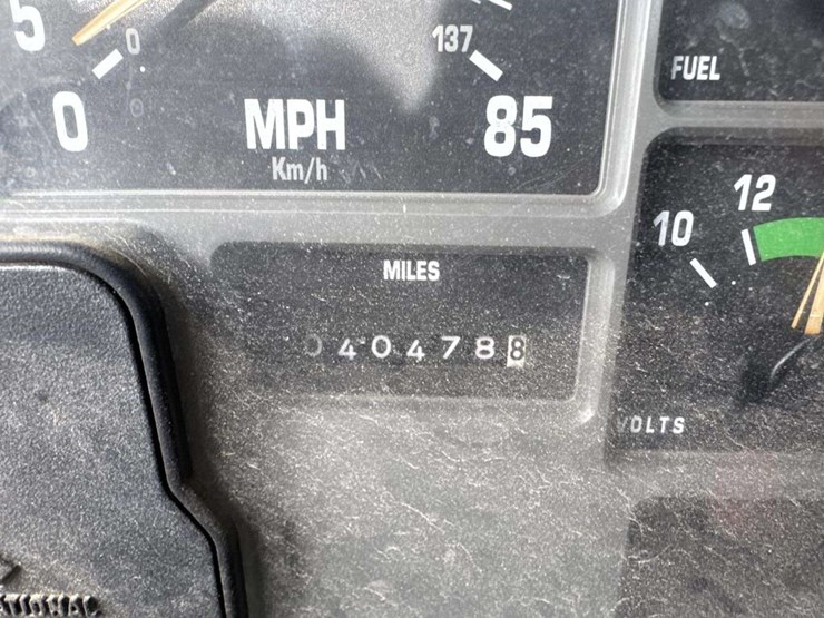 1999-international-4900-image-24