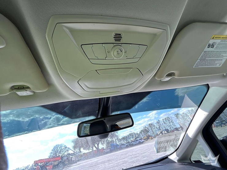 2015-ford-c-max-hatchback-image-16