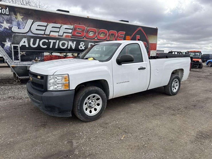 2012-chevrolet-1500-image-1