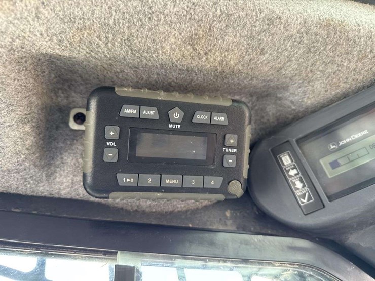 2019-deere-333g-image-19