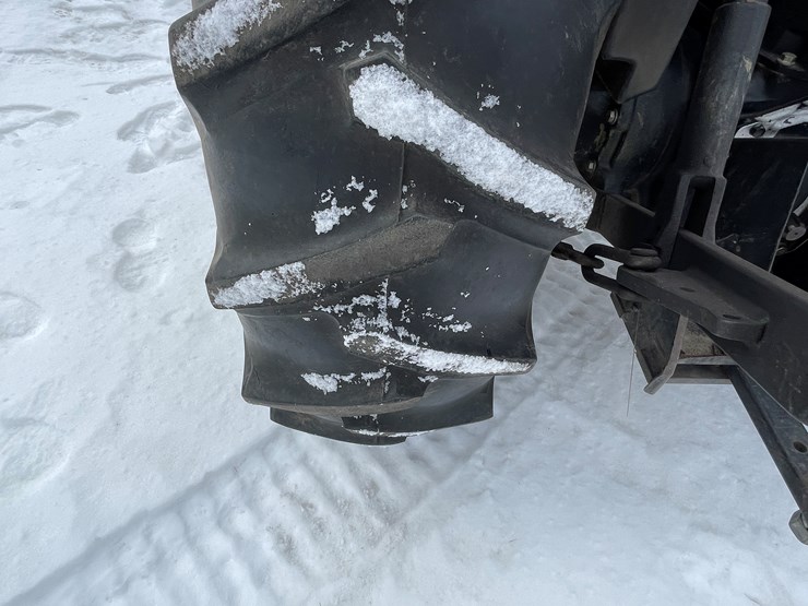 2001-john-deere-5205-image-47