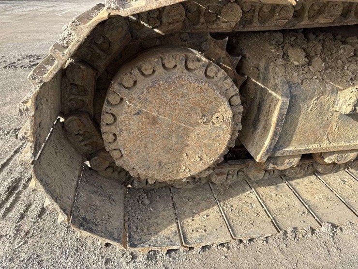 caterpillar-345d-image-11