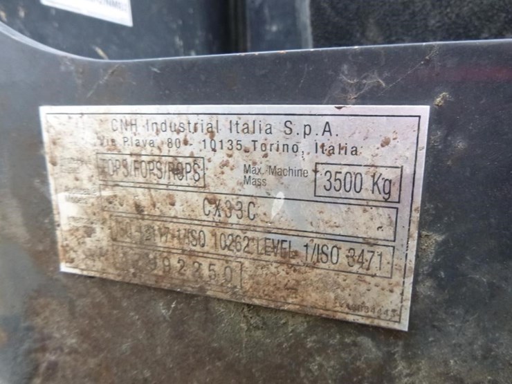 2017-case-cx33c-image-35
