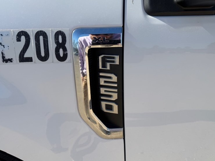 2018-ford-f250-image-15