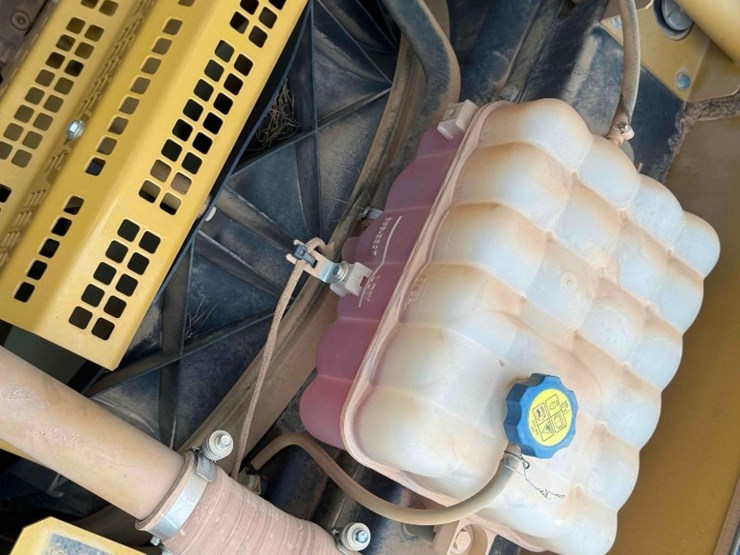 2014-caterpillar-320el-image-16