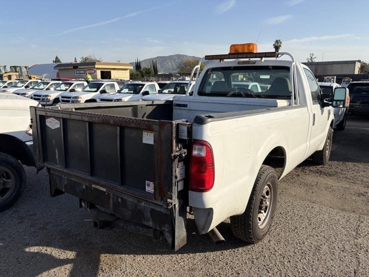 2008-ford-f250-image-3